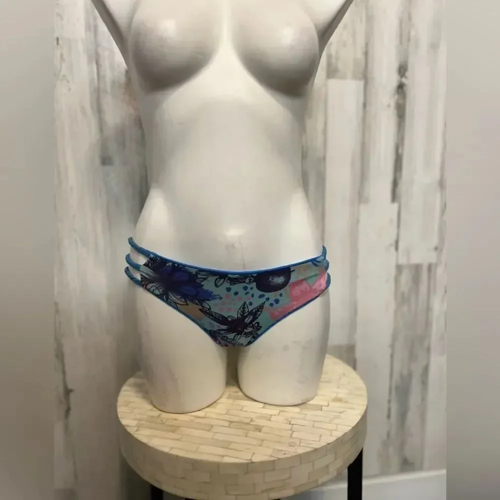Double sided bikini bottom